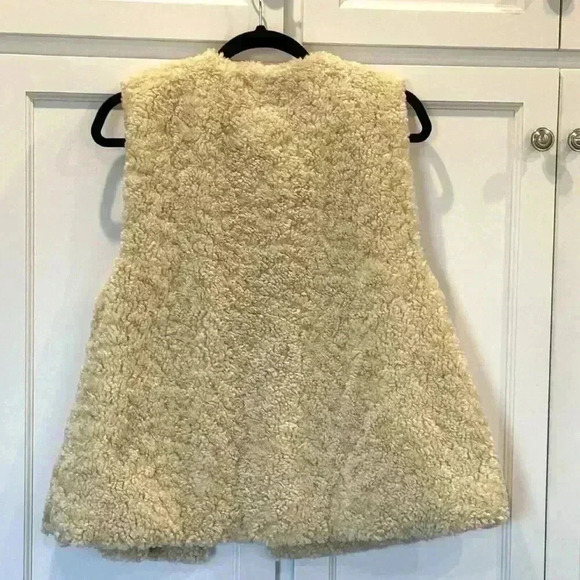 Akemi + Kin Anthropologie Women's Alonna Cream Sherpa Vest One Size Faux Fur - Picture 2 of 4